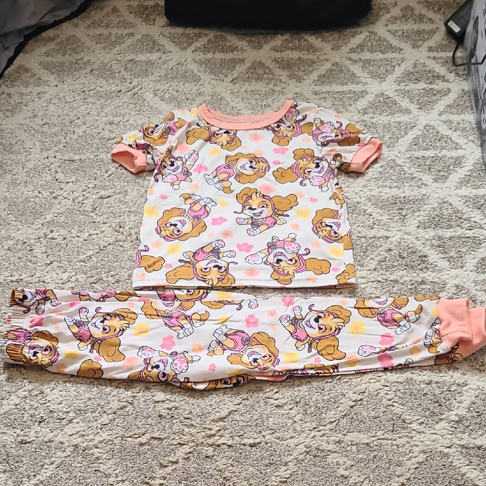 2 for $25 - Nickelodeon Girls 5T Paw Patrol Skye Pajama Set